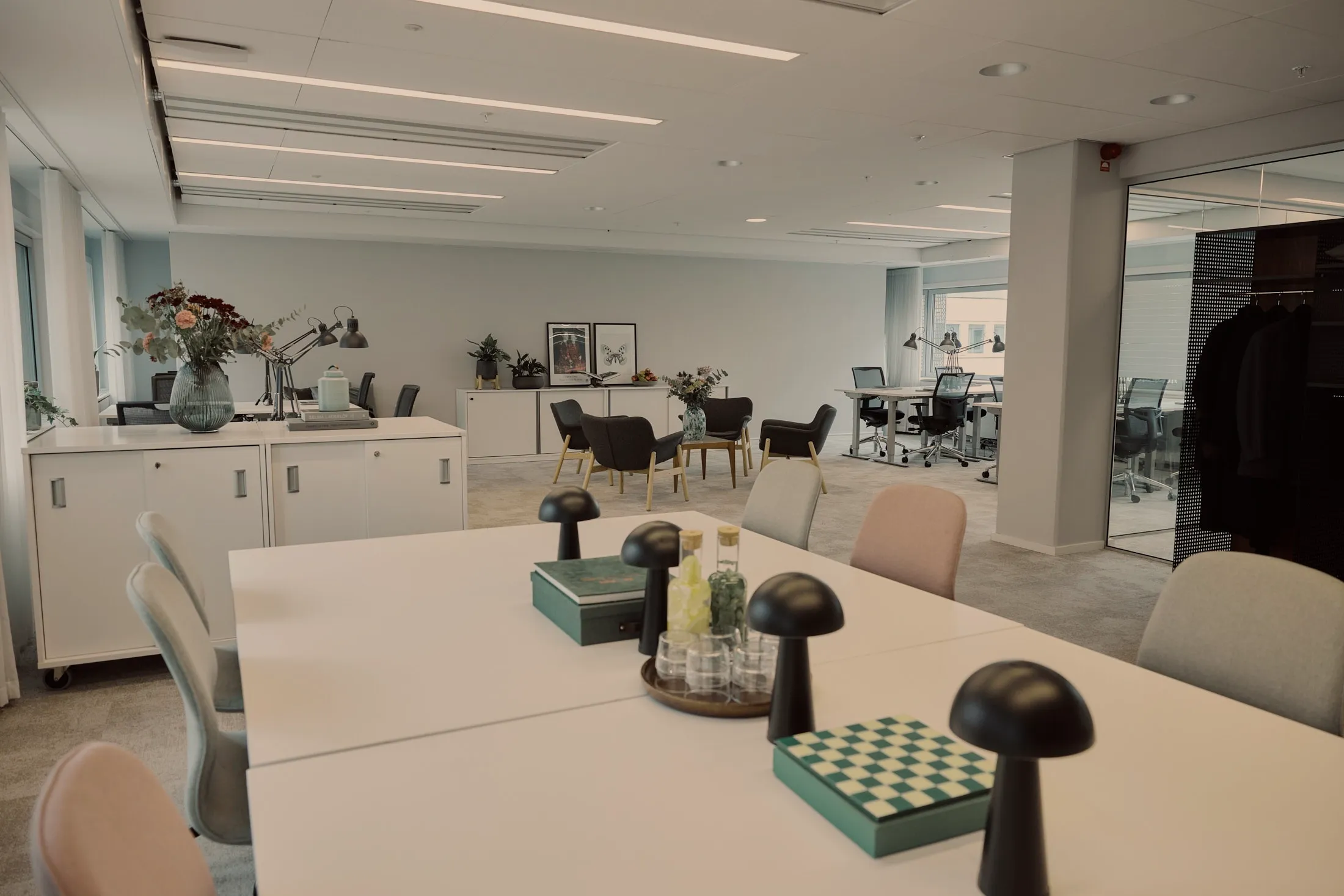 Room 922 - up to 40 people.